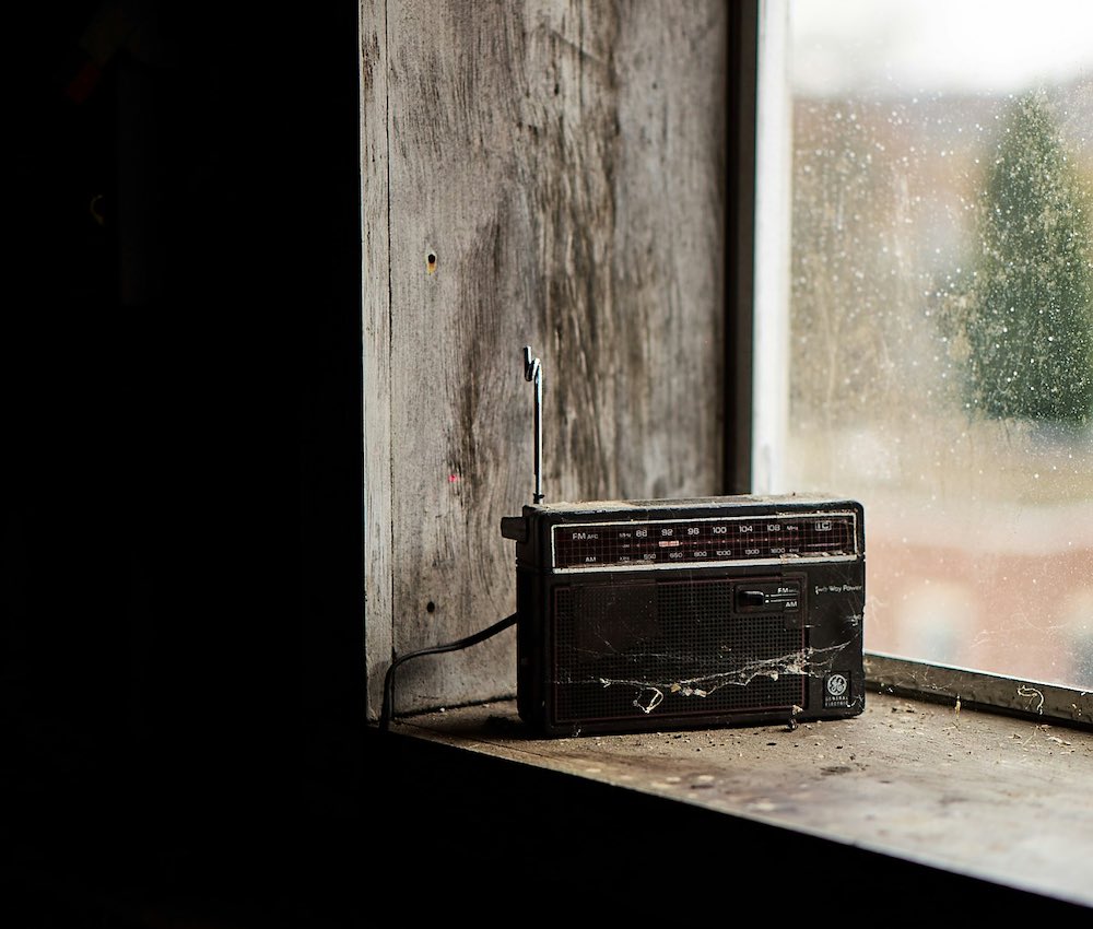 oldradioinwindow
